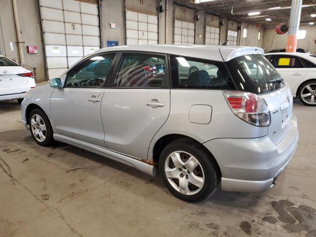 2T1KR32E16C587509 - 2006 TOYOTA COROLLA MA XR SILVER photo 2