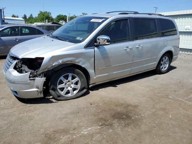 2A4RR5D12AR177065 - 2010 CHRYSLER TOWN & COU TOURING 银色 照片 1