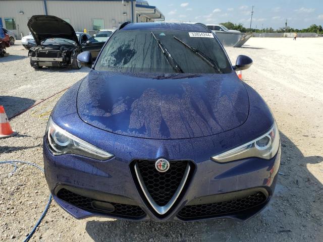 ZASFAKPN0J7B76955 - 2018 ALFA ROMEO STELVIO SPORT Blau Foto 5