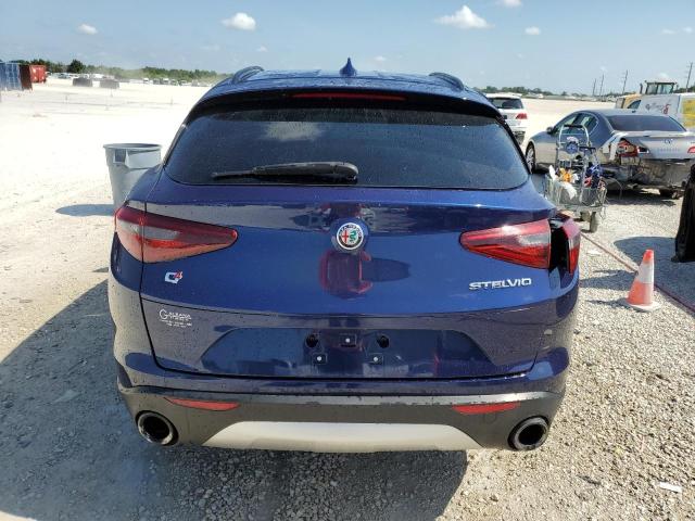 ZASFAKPN0J7B76955 - 2018 ALFA ROMEO STELVIO SPORT Blau Foto 6
