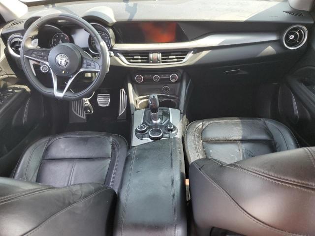ZASFAKPN0J7B76955 - 2018 ALFA ROMEO STELVIO SPORT Blau Foto 8