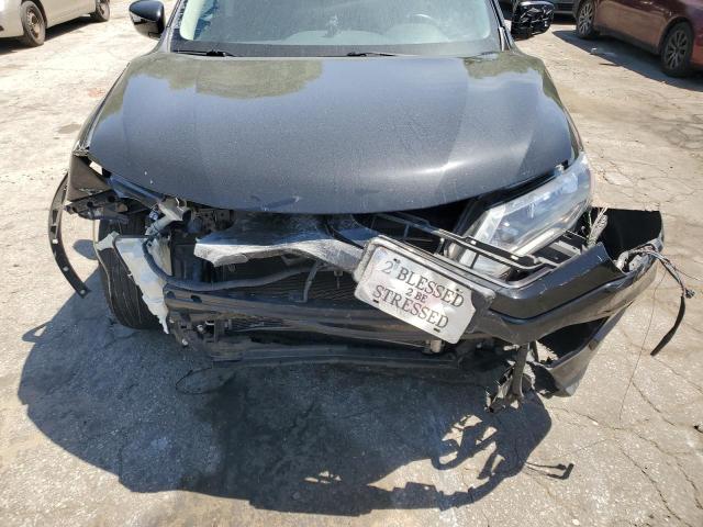 KNMAT2MT8JP527613 - 2018 NISSAN ROGUE S BLACK photo 11