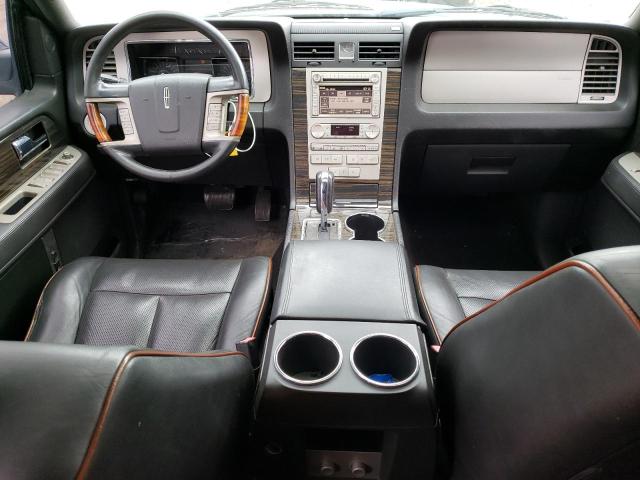 5LMFU28518LJ02792 - 2008 LINCOLN NAVIGATOR 黑色 照片 8