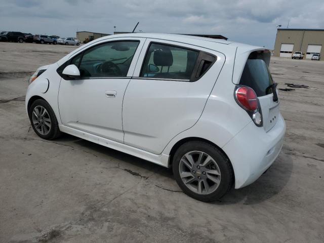 KL8CL6S03FC706657 - 2015 CHEVROLET SPARK EV 2LT WHITE photo 2