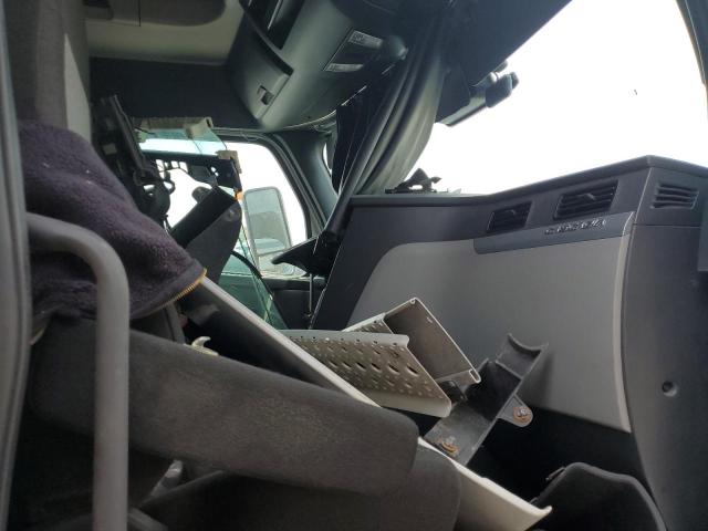 1FUJHHDR9NLMW2723 - 2022 FREIGHTLINER CASCADIA 1 白色 照片 5