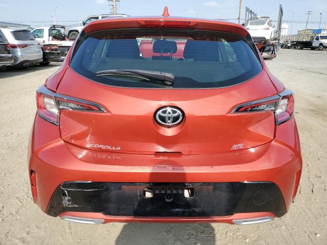 JTND4RBE8L3089480 - 2020 TOYOTA COROLLA SE ORANGE photo 6