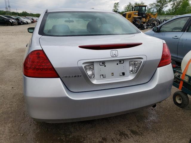 1HGCM55107A041962 - 2007 HONDA ACCORD VALUE SILVER photo 6