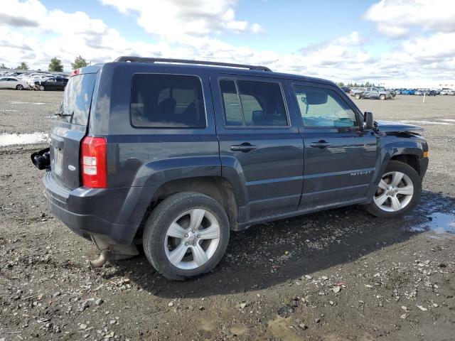 1C4NJPFB3ED672509 - 2014 JEEP PATRIOT LATITUDE GRAY photo 3