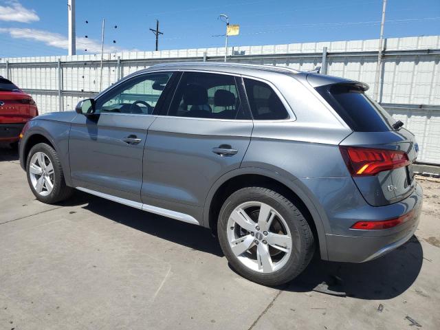 WA1BNAFY2J2117480 - 2018 AUDI Q5 PREMIUM PLUS GRAY photo 2