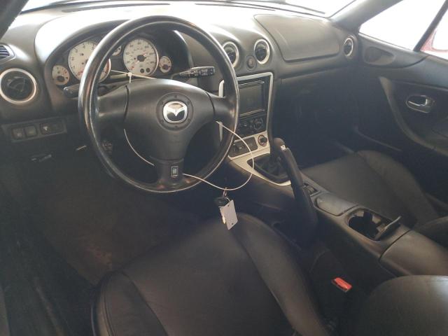 JM1NB353130307668 - 2003 MAZDA MX-5 MIATA BASE RED photo 8