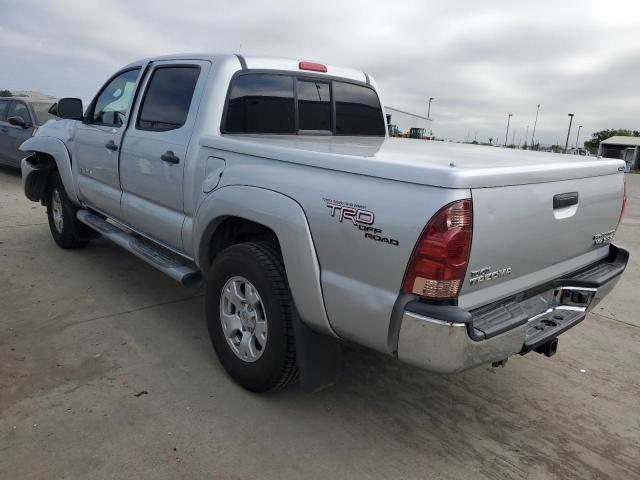 5TEJU62N56Z288627 - 2006 TOYOTA TACOMA DOUBLE CAB PRERUNNER SILVER photo 2