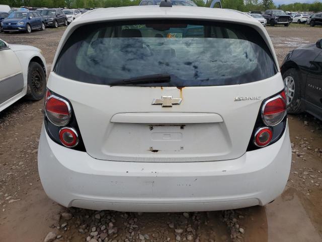 1G1JA6SGXF4104004 - 2015 CHEVROLET SONIC LS 白色 照片 6