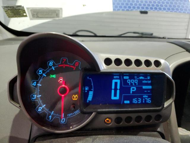 1G1JA6SGXF4104004 - 2015 CHEVROLET SONIC LS 白色 照片 9