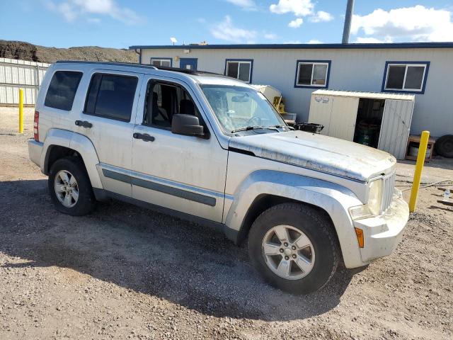 1J8GN28K99W538412 - 2009 JEEP LIBERTY SPORT SILVER photo 4