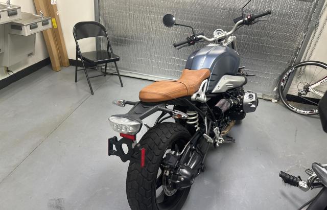 WB10J3308KZ794803 - 2019 BMW R NINE T SCRAMBLER BLUE photo 3