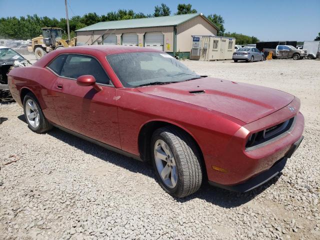 2B3CJ4DV7AH103017 - 2010 DODGE CHALLENGER SE RED photo 4