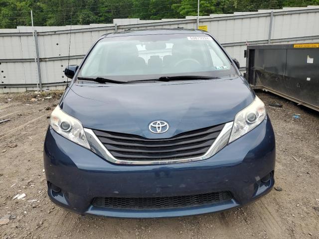 5TDKK3DC7CS247400 - 2012 TOYOTA SIENNA LE BLUE photo 5