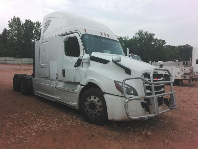 2020 FREIGHTLINER CASCADIA 1, null