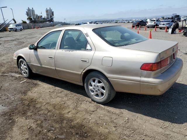 JT2BF22K710313638 - 2001 TOYOTA CAMRY CE GOLD photo 2