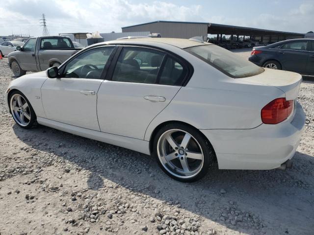 WBAPH5G54BNM74347 - 2011 BMW 3 SERIES I SULEV WHITE photo 2