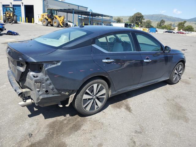 1N4BL4EV1LC239061 - 2020 NISSAN ALTIMA SL BLUE photo 3