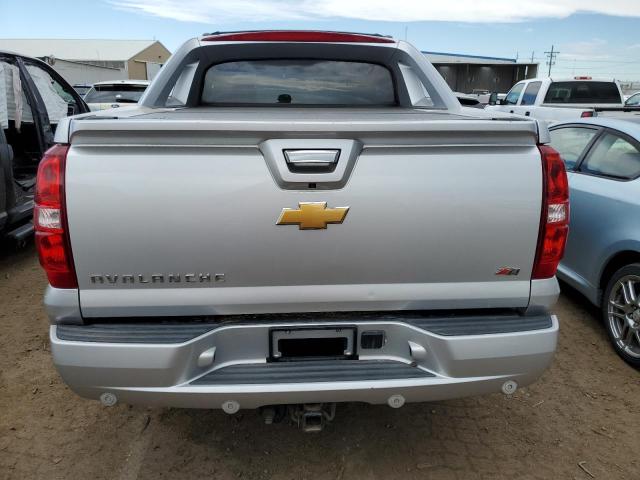 3GNTKFE76CG182858 - 2012 CHEVROLET AVALANCHE LT SILVER photo 6