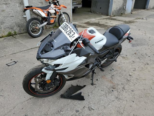 ML5EXER17PDA90838 - 2023 KAWASAKI EX650 R GRAY photo 2