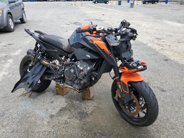 VBKTU9405NM829662 - 2022 KTM 890 DUKE R ORANGE photo 1