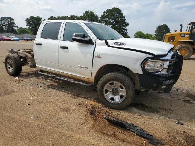 3C6UR5HL7KG616206 - 2019 RAM 2500 TRADESMAN WHITE photo 4