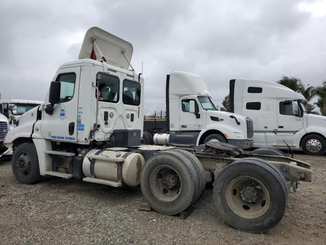 3AKJGEDV8ESFR0599 - 2014 FREIGHTLINER CASCADIA 1 WHITE photo 3