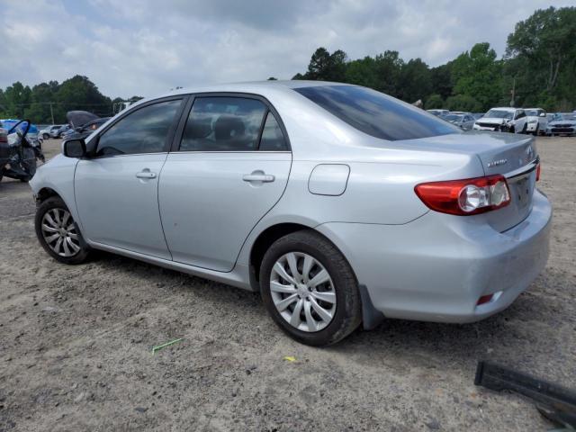 5YFBU4EE2DP151121 - 2013 TOYOTA COROLLA LE BASE SILVER photo 2