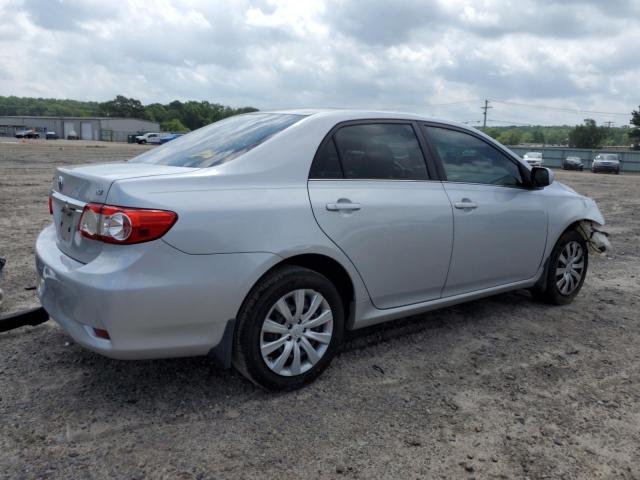 5YFBU4EE2DP151121 - 2013 TOYOTA COROLLA LE BASE SILVER photo 3