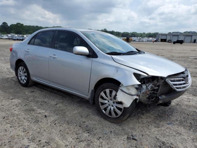 5YFBU4EE2DP151121 - 2013 TOYOTA COROLLA LE BASE SILVER photo 4