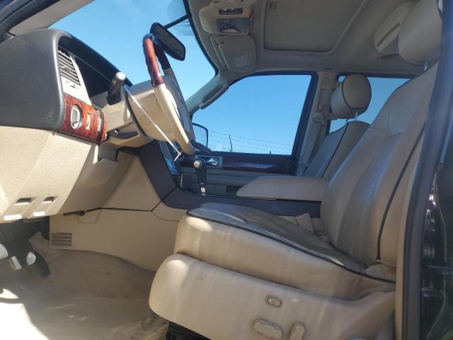 5LMFU28595LJ14152 - 2005 LINCOLN NAVIGATOR შავი ფოტო 7