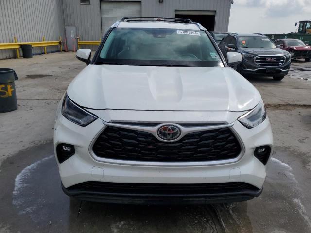 5TDGZRAHXMS532260 - 2021 TOYOTA HIGHLANDER XLE WHITE photo 5
