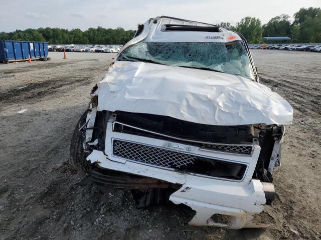 1GNUCCE01AR102690 - 2010 CHEVROLET TAHOE C1500 LTZ WHITE photo 5