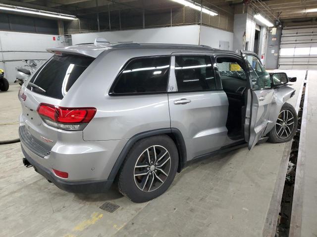 1C4RJFLT7JC227229 - 2018 JEEP GRAND CHER TRAILHAWK 银色 照片 3