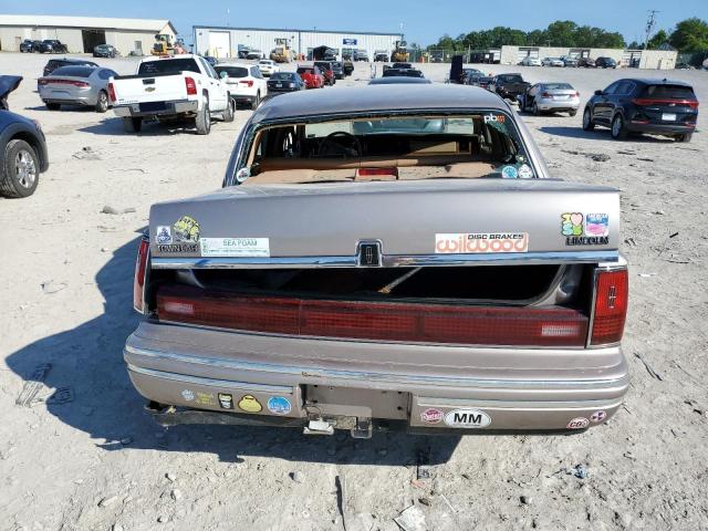 1LNLM81W2RY756197 - 1994 LINCOLN TOWN CAR EXECUTIVE GOLD photo 6