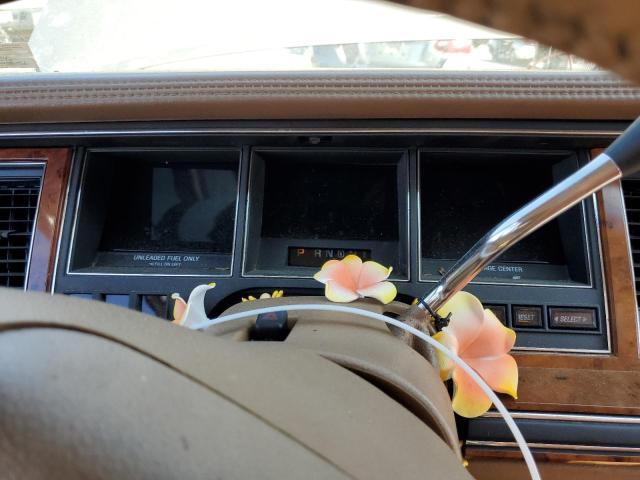 1LNLM81W2RY756197 - 1994 LINCOLN TOWN CAR EXECUTIVE GOLD photo 9