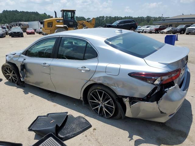 4T1G11AK5PU799192 - 2023 TOYOTA CAMRY SE NIGHT SHADE SILVER photo 2