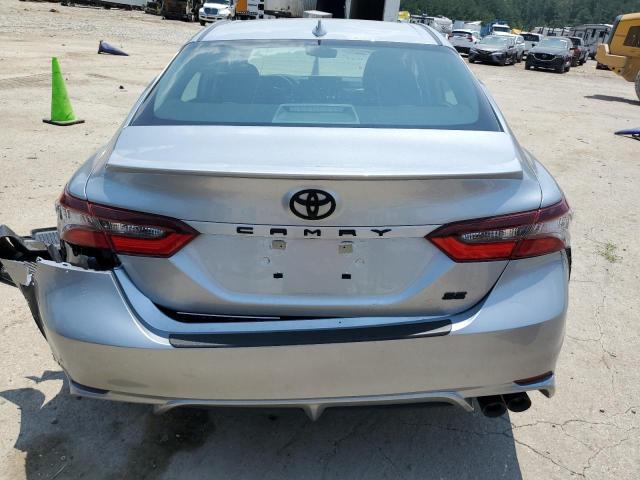 4T1G11AK5PU799192 - 2023 TOYOTA CAMRY SE NIGHT SHADE SILVER photo 6