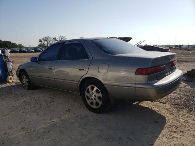 JT2BF28K1X0185395 - 1999 TOYOTA CAMRY LE SILVER photo 2