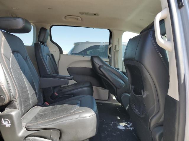 2C4RC1BGXLR268658 - 2020 CHRYSLER PACIFICA TOURING L SILVER photo 11