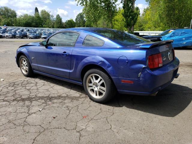 1ZVFT82H055140852 - 2005 FORD MUSTANG GT BLUE photo 2