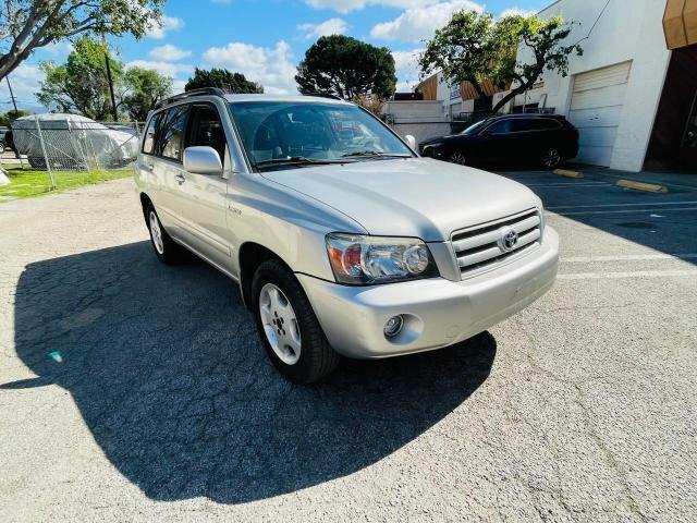 2005 TOYOTA HIGHLANDER LIMITED, 