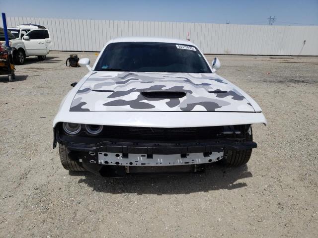 2C3CDZFJ4KH717221 - 2019 DODGE CHALLENGER R/T SCAT PACK WHITE photo 5