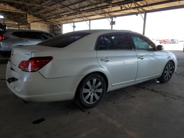 4T1BK36B36U076967 - 2006 TOYOTA AVALON XL WHITE photo 3