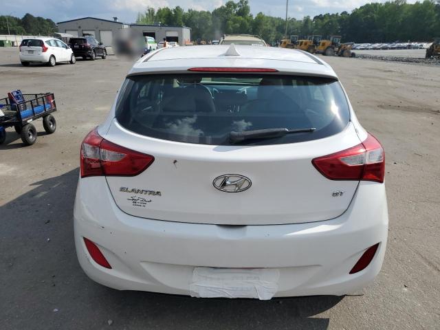 KMHD35LE2DU084622 - 2013 HYUNDAI ELANTRA GT WHITE photo 6