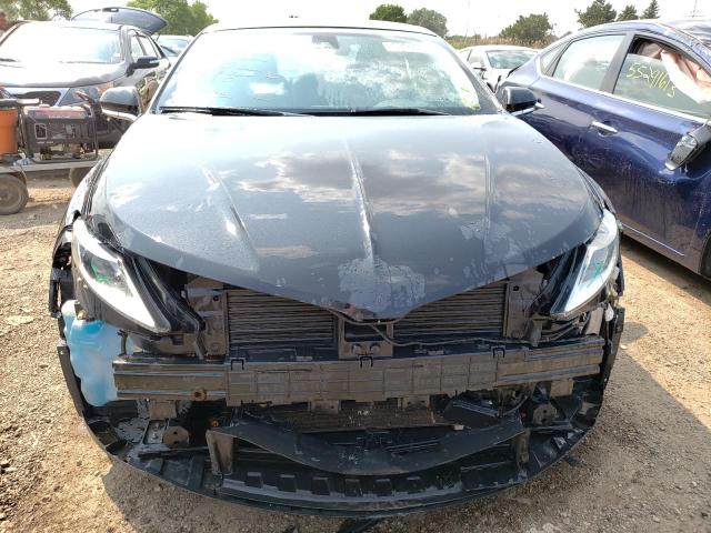 3LN6L2LU2DR820481 - 2013 LINCOLN MKZ HYBRID BLACK photo 5