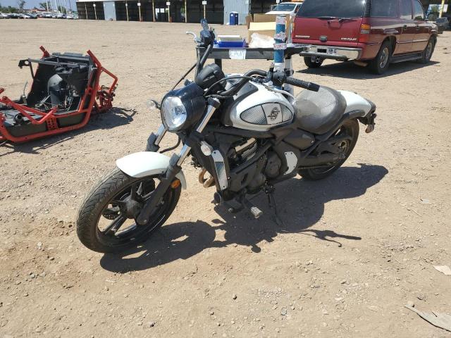 JKAENEC17NDA04844 - 2022 KAWASAKI EN650 C WHITE photo 2